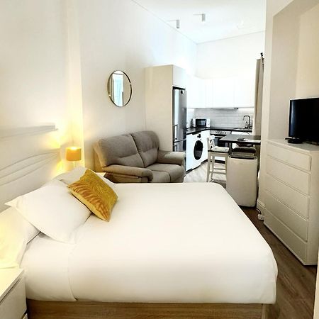 Delightful City Centre Studio Clarendon Apartment - Grand Central House Гібралтар Екстер'єр фото