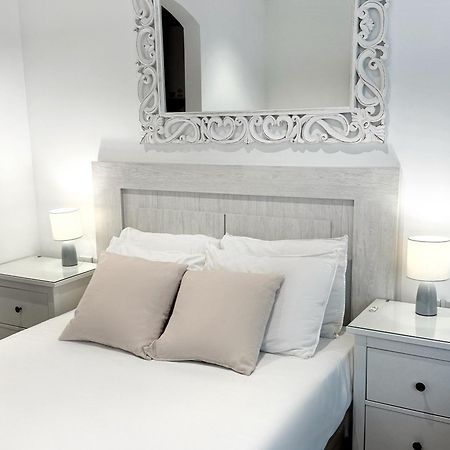 Delightful City Centre Studio Clarendon Apartment - Grand Central House Гібралтар Екстер'єр фото